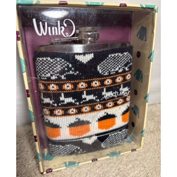 Wink Hip Flask With Knitted Acorn Autumn Design 7 Fl Oz Stainless Steel - Picture 2 of 5